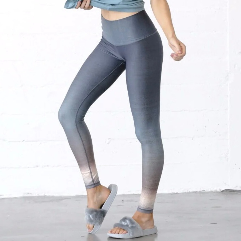 Niyama Sol Twilight Sedona Ombre Barefoot Leggings Size XS